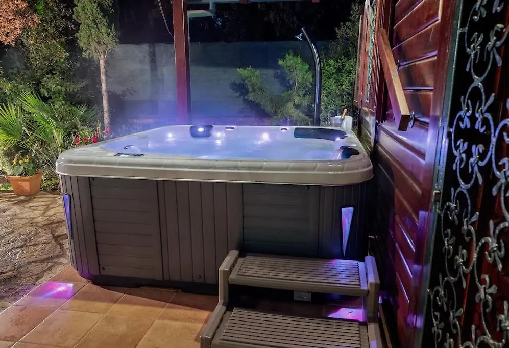 Pure Nature Haven By The Sea With Hot Tub Rovinj Holiday home